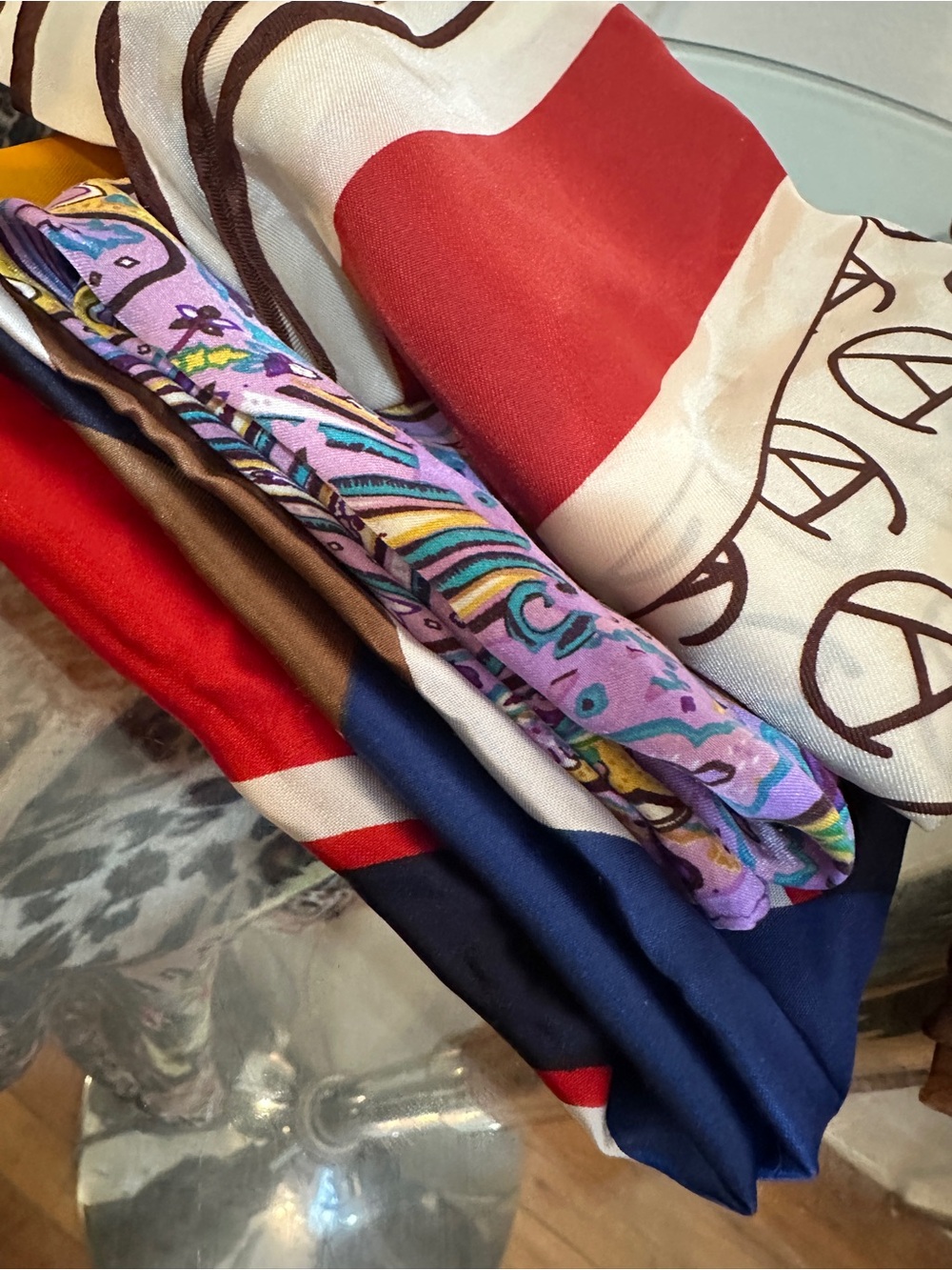 Rare vintage and 100% silk multicoloured scarf bundle